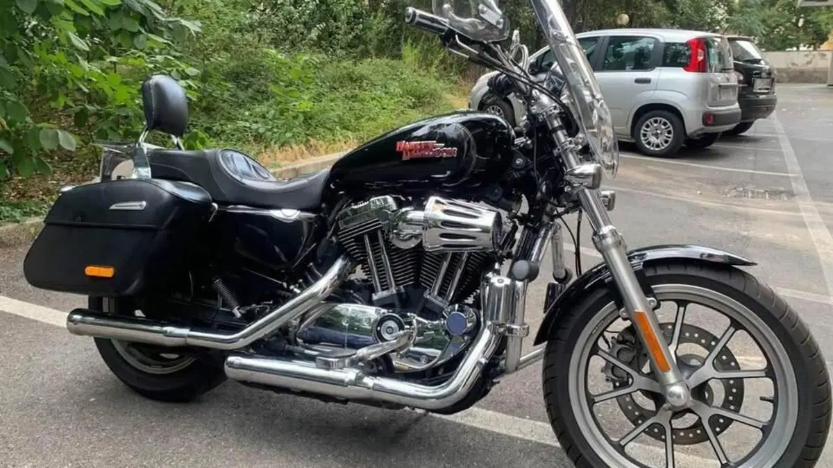 Harley-Davidson 1200 SuperLow (2014 - 16) - XL 1200T  (2)