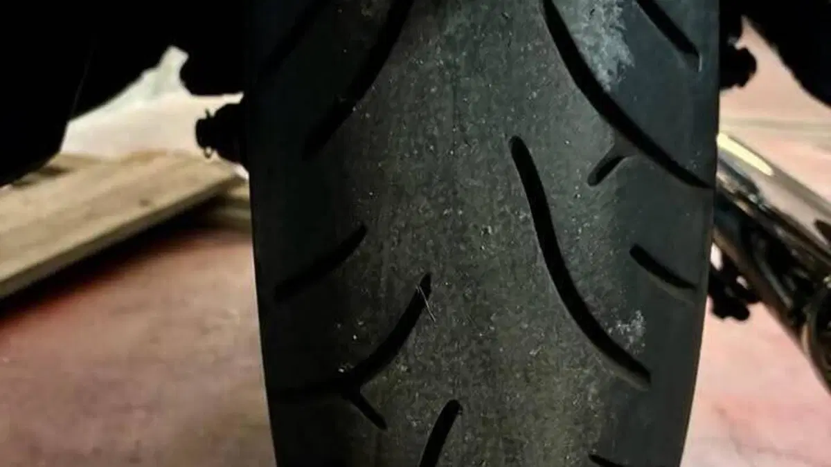 Harley-Davidson 1200 SuperLow (2014 - 16) - XL 1200T  (3)