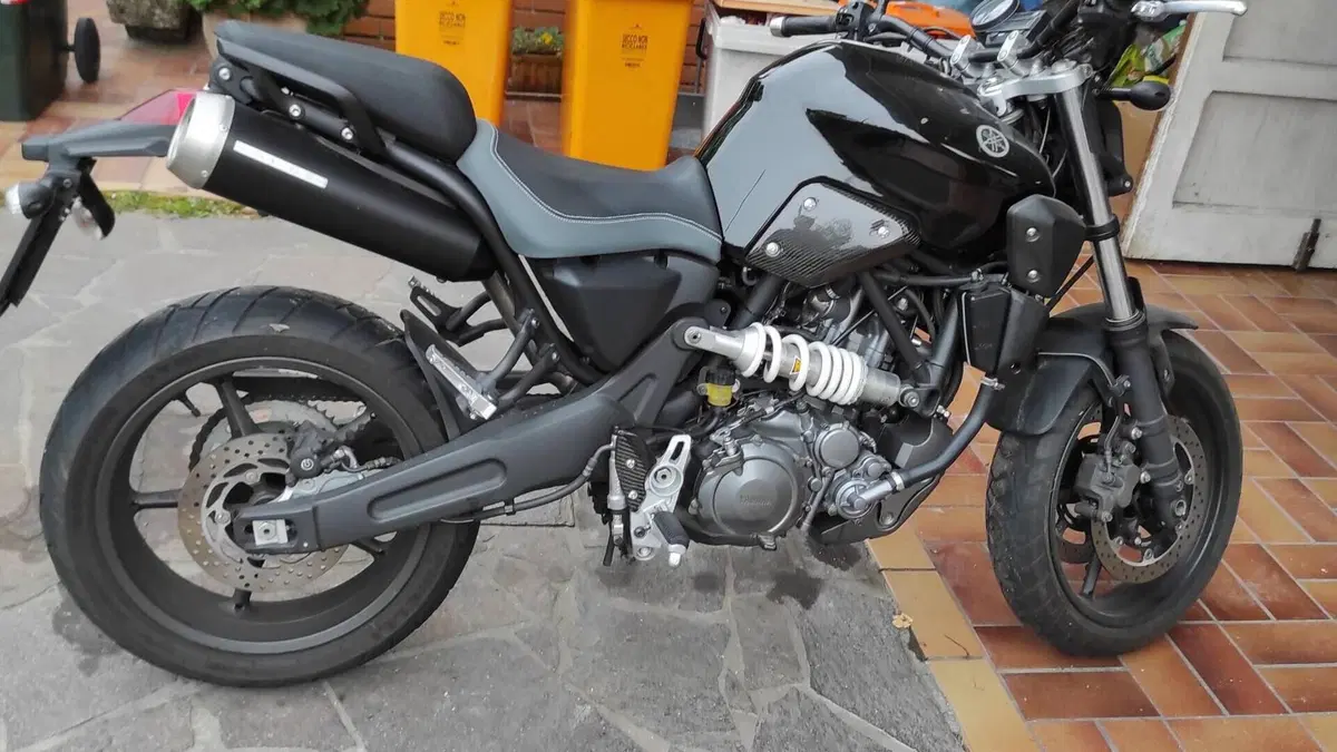 Yamaha MT-03 (2006 - 14)  (3)