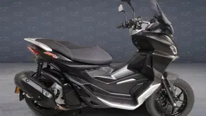 Aprilia SR GT 125 (2022 - 24) 