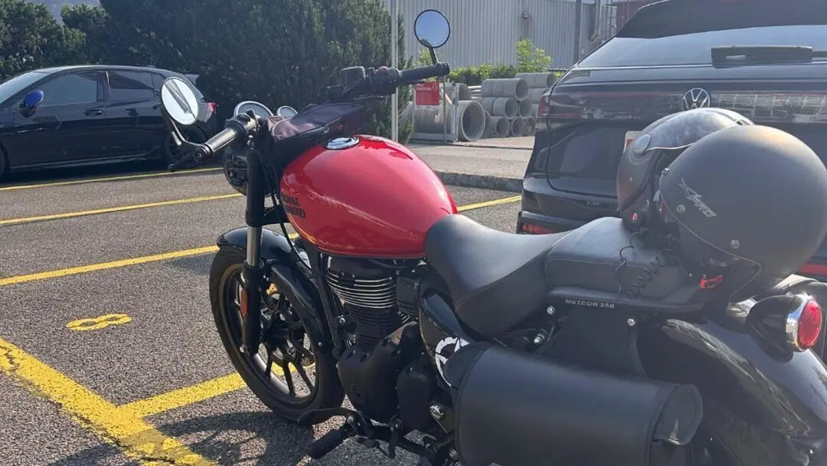 Royal Enfield Meteor 350 Aurora (2024 - 26) 