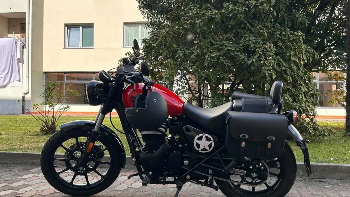 Royal Enfield Meteor 350 Aurora (2024 - 26)  (3)
