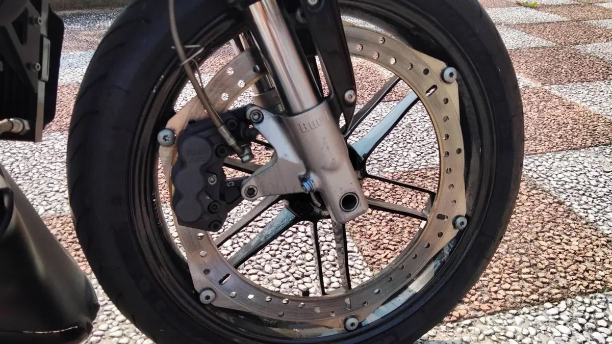 Buell Lightning XB 12S  (2)