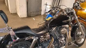 Harley-Davidson 1584 Super Glide Custom (2008 - 13) - FXDC 