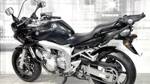 Yamaha FZ6 Fazer (2004 - 07)  (2)