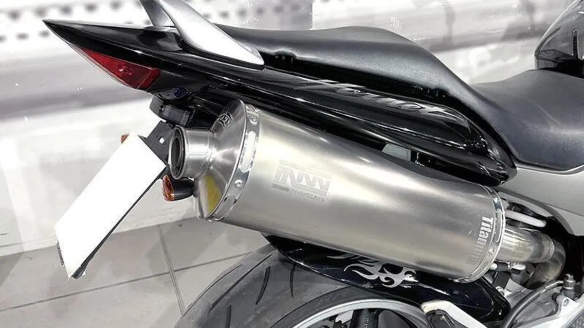 Honda Hornet 600 (2003 - 04)  (3)