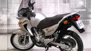Honda Transalp XL 650V (2000 - 04)  (2)