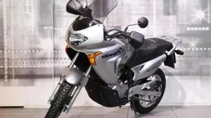 Honda Transalp XL 650V (2000 - 04)  (7)
