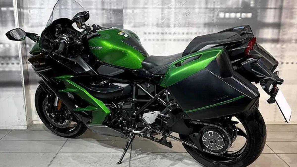 Kawasaki Ninja H2R (2022 - 27)  (2)