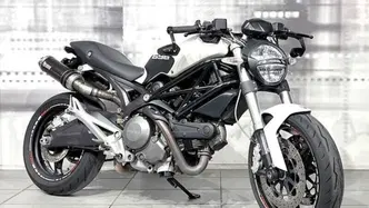 Ducati Monster 696 (2008 - 13) usata