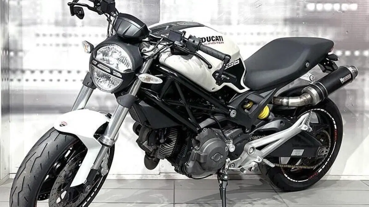 Ducati Monster 696 (2008 - 13)  (7)