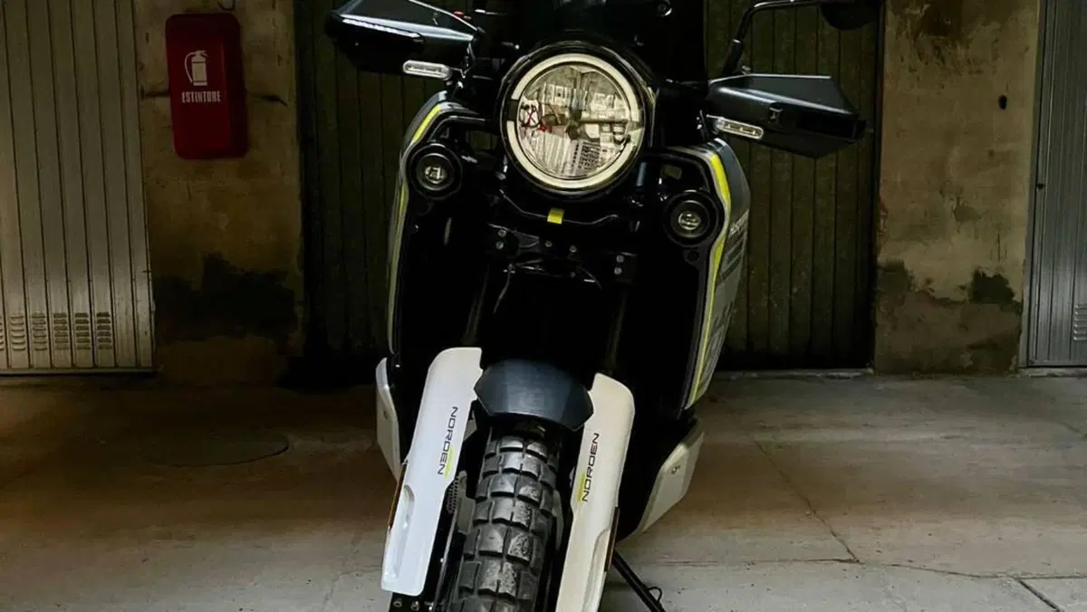 Husqvarna Norden 901 (2022 - 26)  (2)