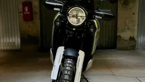 Husqvarna Norden 901 (2022 - 26)  (2)