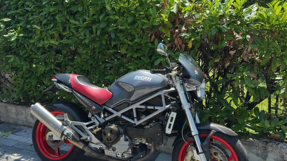 Ducati Monster 900 S4 (2001 - 02) 