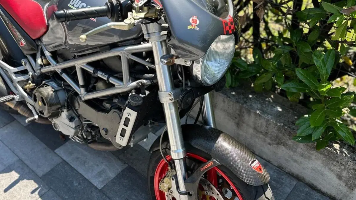 Ducati Monster 900 S4 (2001 - 02)  (2)