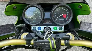 Kawasaki ZRX 1200 R (2000 - 06)  (5)