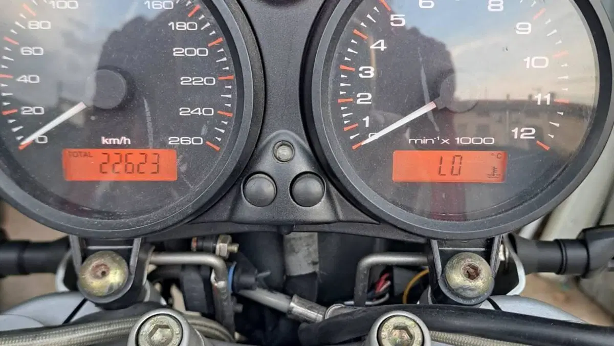 Ducati Monster 620 I.E. Dark (2002)  (4)