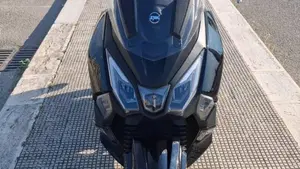 Sym Joyride 300 (2022 - 24)  (4)