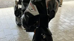 KTM 1290 Super Adventure S (2022 - 25)  (6)