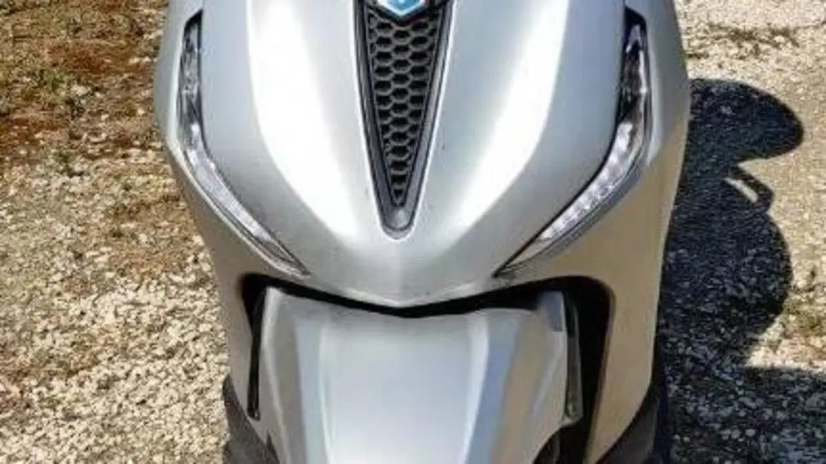 Piaggio Beverly 300 S ABS-ASR (2021 - 25)  (4)