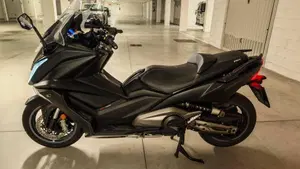 Kymco AK 550 ETS (2021 - 26)  (3)