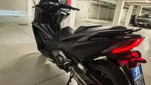 Kymco AK 550 ETS (2021 - 26)  (4)