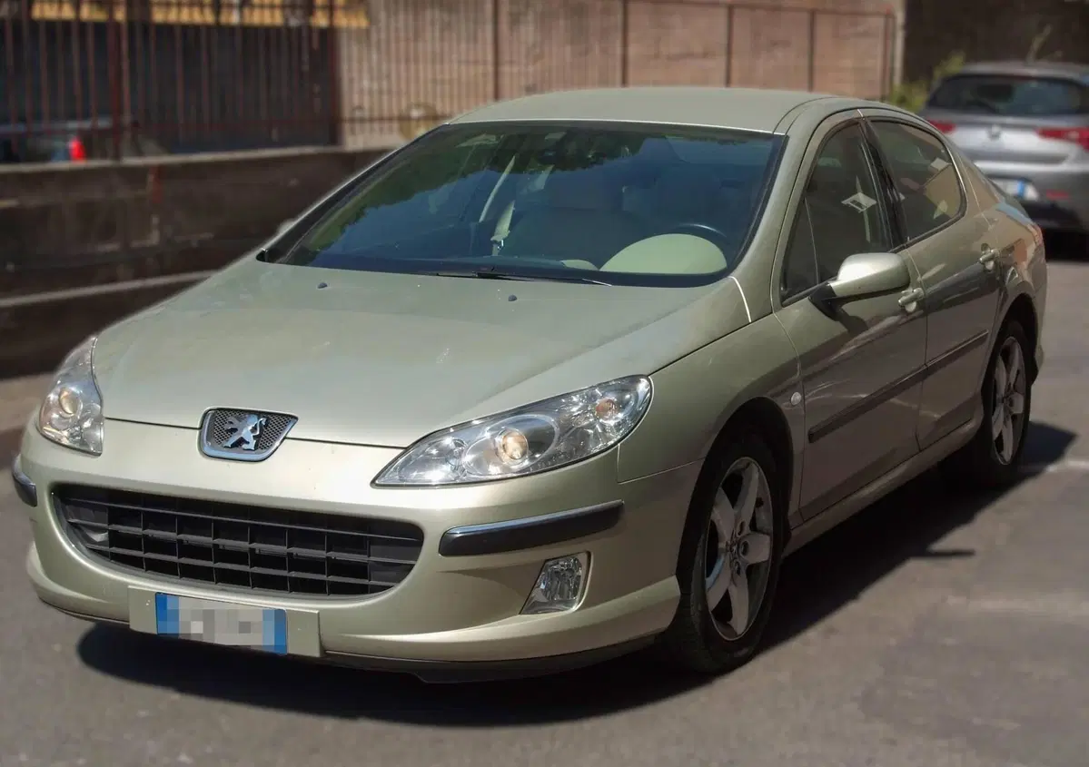 Peugeot 407 2.0 HDi Executive (2)