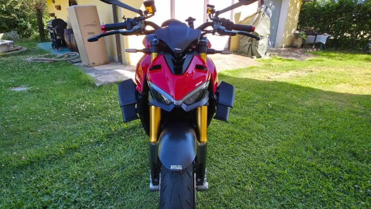 Ducati Streetfighter V4 1100 S (2021 - 22)  (5)