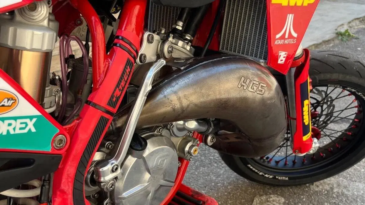 GASGAS MC 125 (2021)  (2)