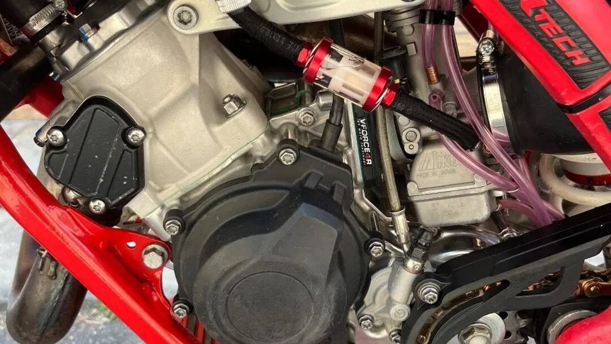 GASGAS MC 125 (2021)  (4)