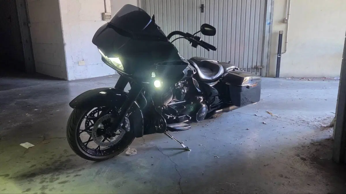 Harley-Davidson Road Glide Special (2021 - 23) 