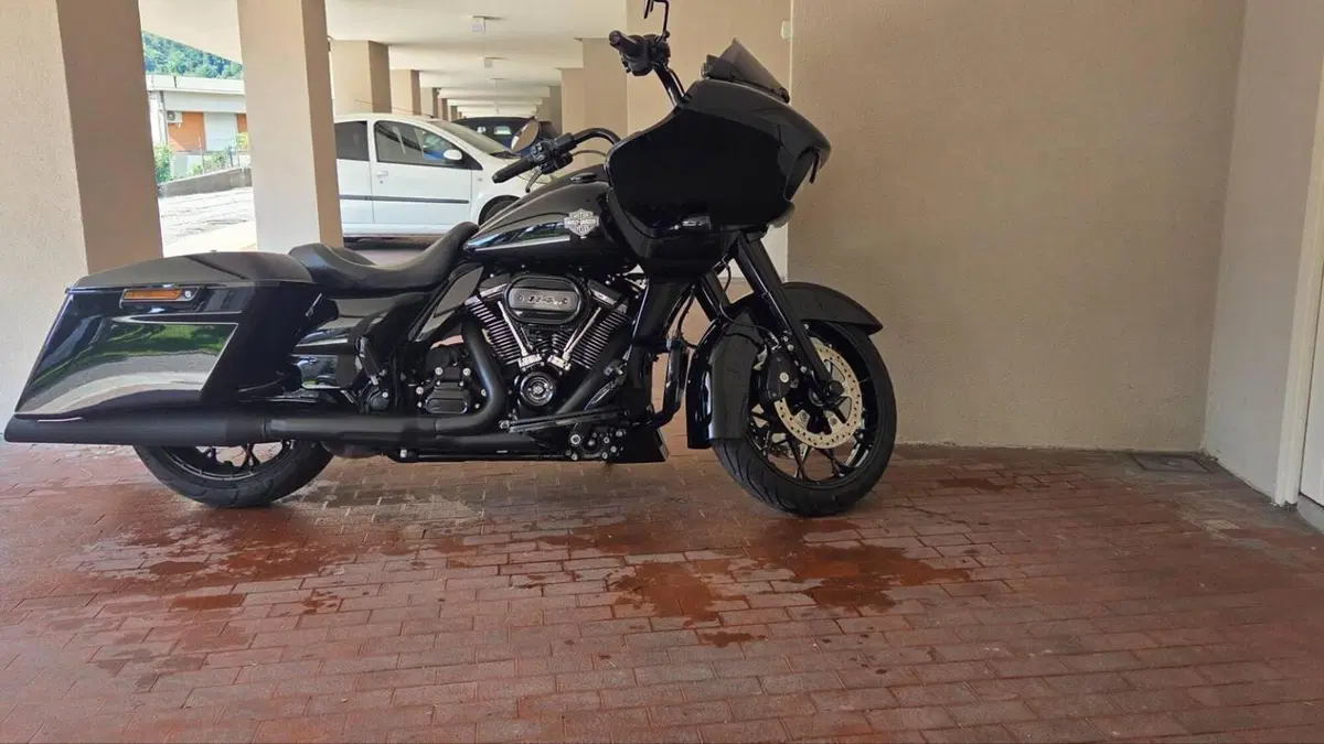 Harley-Davidson Road Glide Special (2021 - 23)  (3)
