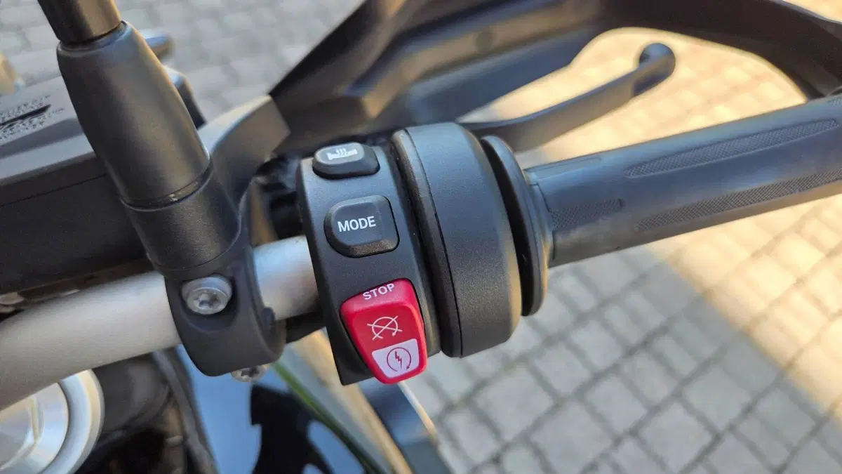 Bmw F 850 GS (2021 - 24)  (9)