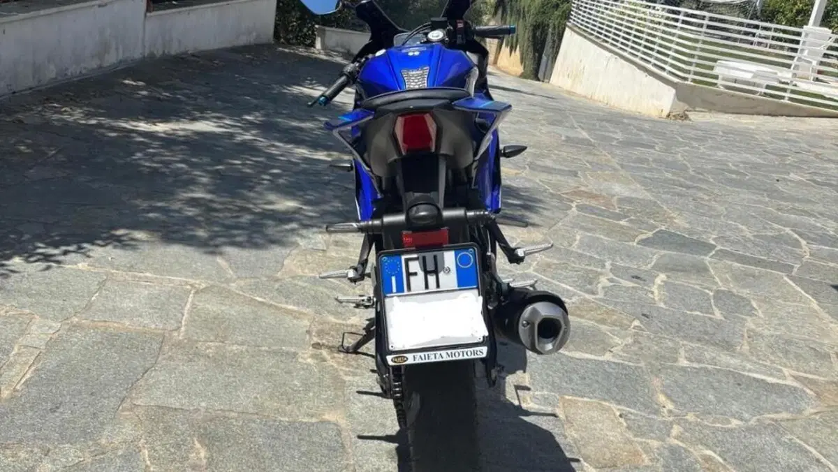 Yamaha YZF R125 (2023 - 26)  (3)