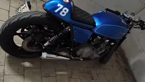 Suzuki   (13)