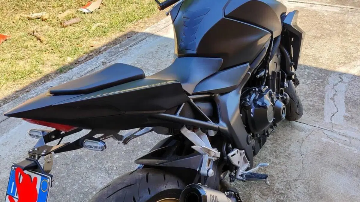 Honda CB 1000 Hornet SP (2025 - 26)  (2)