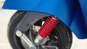 Vespa GTS 300 Super Sport Hpe (2021 - 22)  (12)