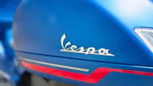 Vespa GTS 300 Super Sport Hpe (2021 - 22)  (14)