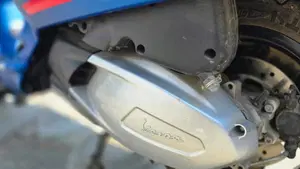 Vespa GTS 300 Super Sport Hpe (2021 - 22)  (15)