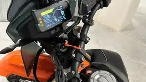 KTM 890 Adventure (2022)  (4)
