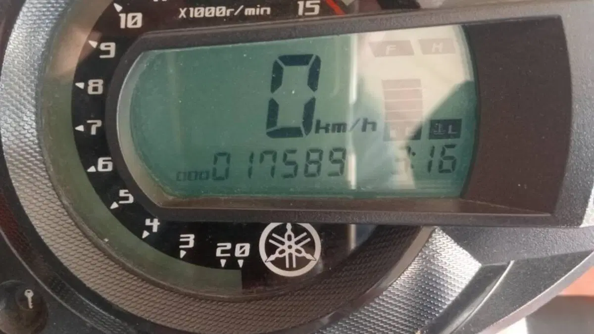 Yamaha FZ6 (2004 - 07)  (3)