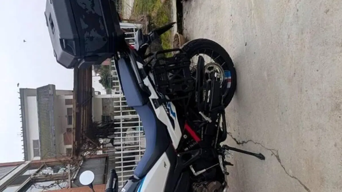 Honda Africa Twin CRF 1100L ES (2024 - 26)  (5)