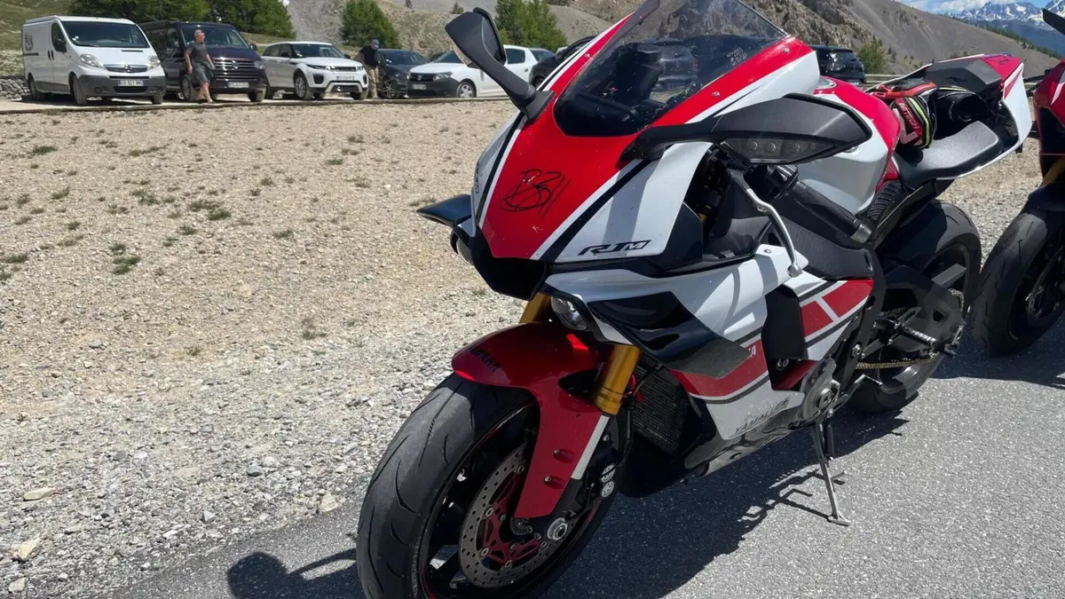 Yamaha YZF R1 (2017 - 19) 