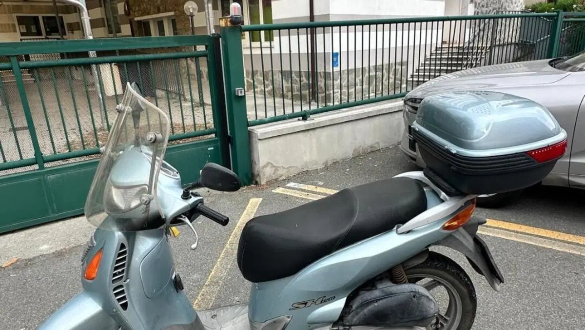 Honda SH 150 (2000 - 06)  (5)