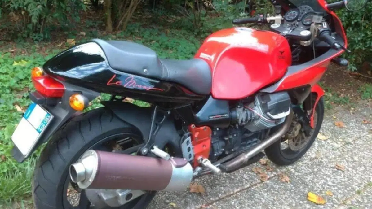 Moto Guzzi V11 Le Mans (2001 - 06)  (3)