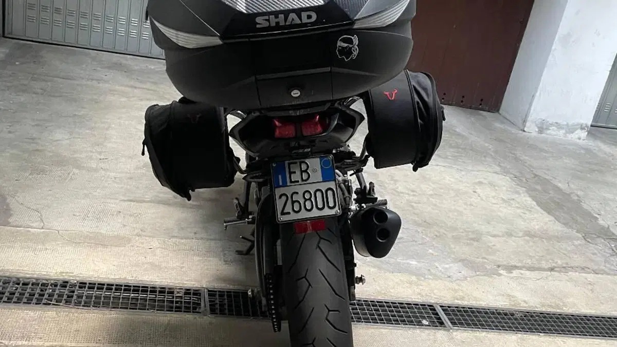 Yamaha Fazer 8 (2010 - 16)  (4)