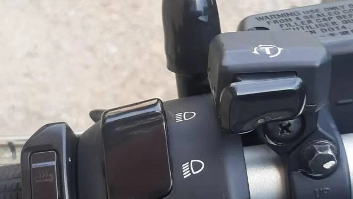 Honda Crossrunner ABS (2015 - 16)  (5)