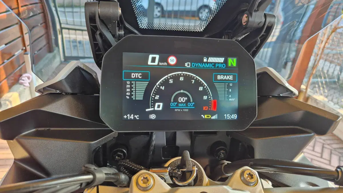 Bmw F 900 XR (2020 - 24)  (2)