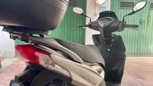 Kymco Agility 200i R16 + (2014 - 17)  (2)