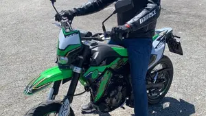 Kl KXE 125 Motard (2022 - 24)  (2)